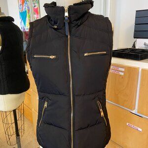 CALVEN KLEIN BLACK VEST